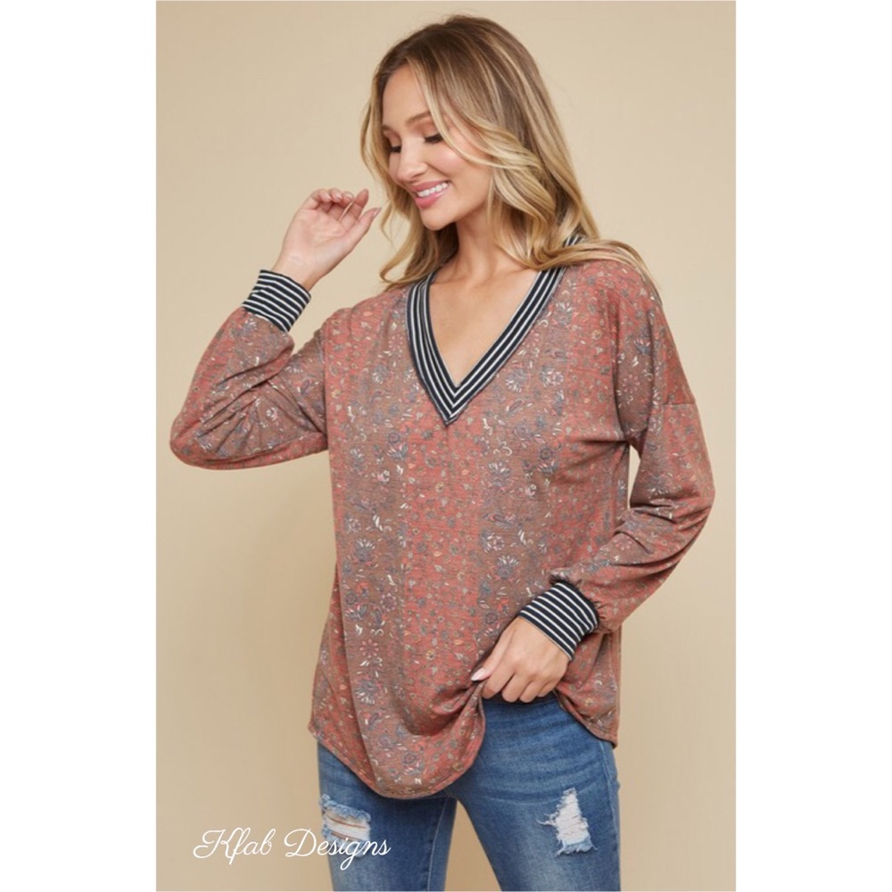 ❤️LAST 1! Boho V Neck Stripe Contrast Top! - Picture 5 of 9